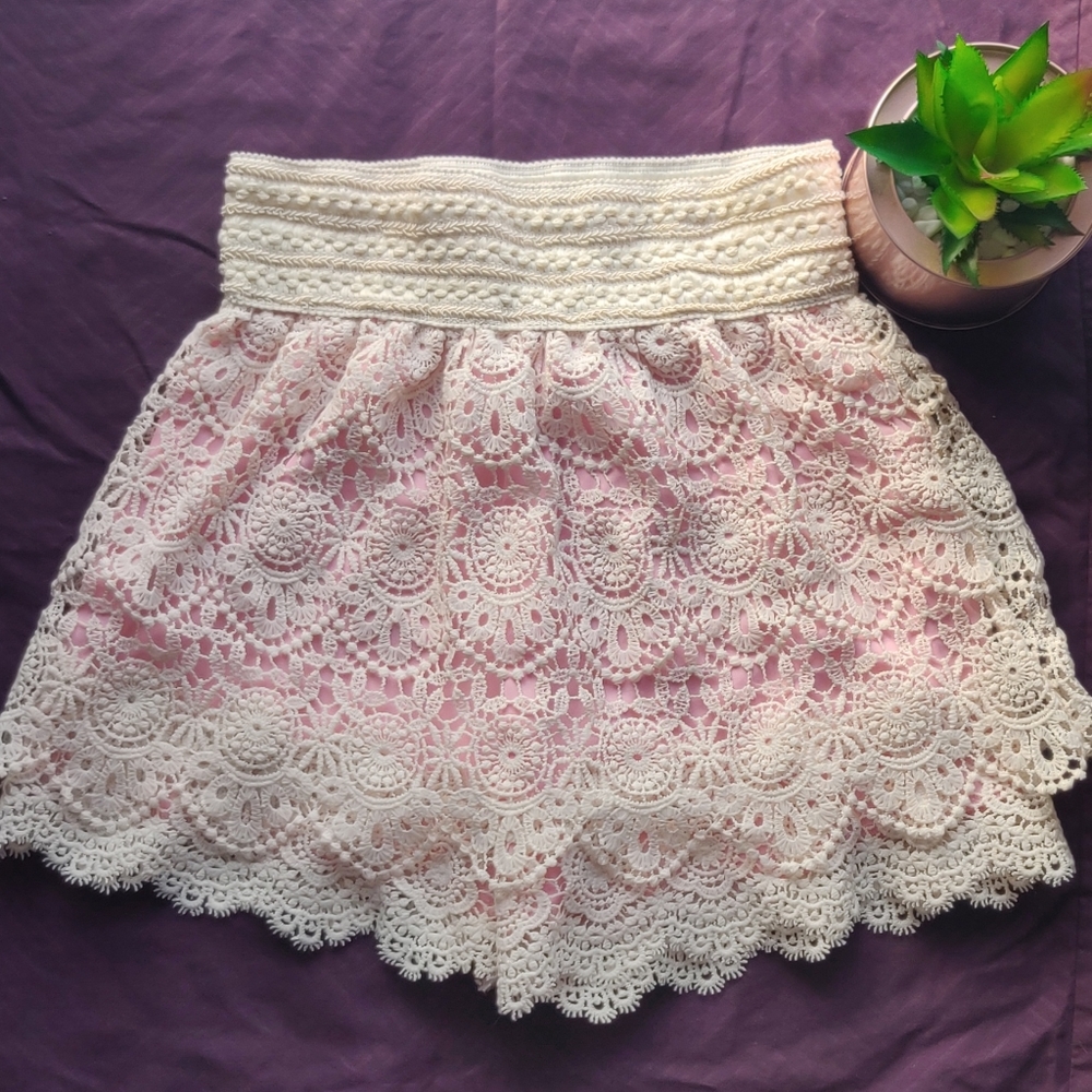 Girl's Lace Skort size XL